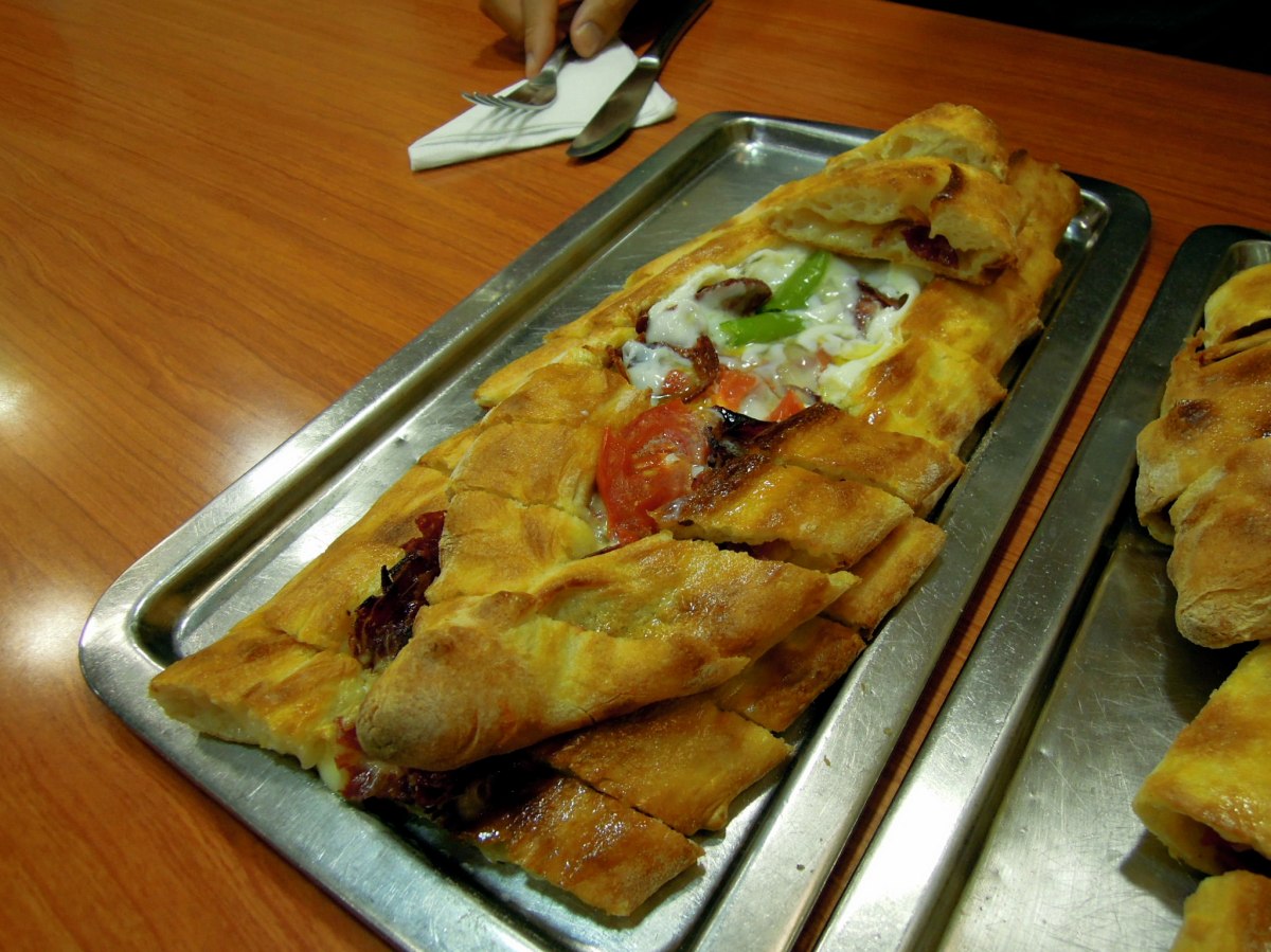 Mixed pide